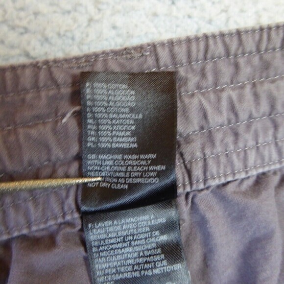 The North Face Shorts Womens 8 Gray Chino Flat Front Cotton Casual Cuffed - Picture 6 of 11